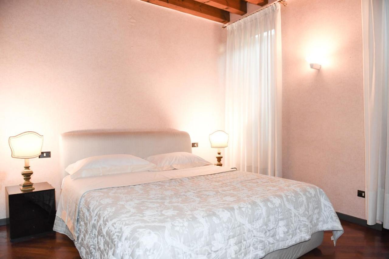 Ferienwohnung Dimora Noemi Verona Exterior foto